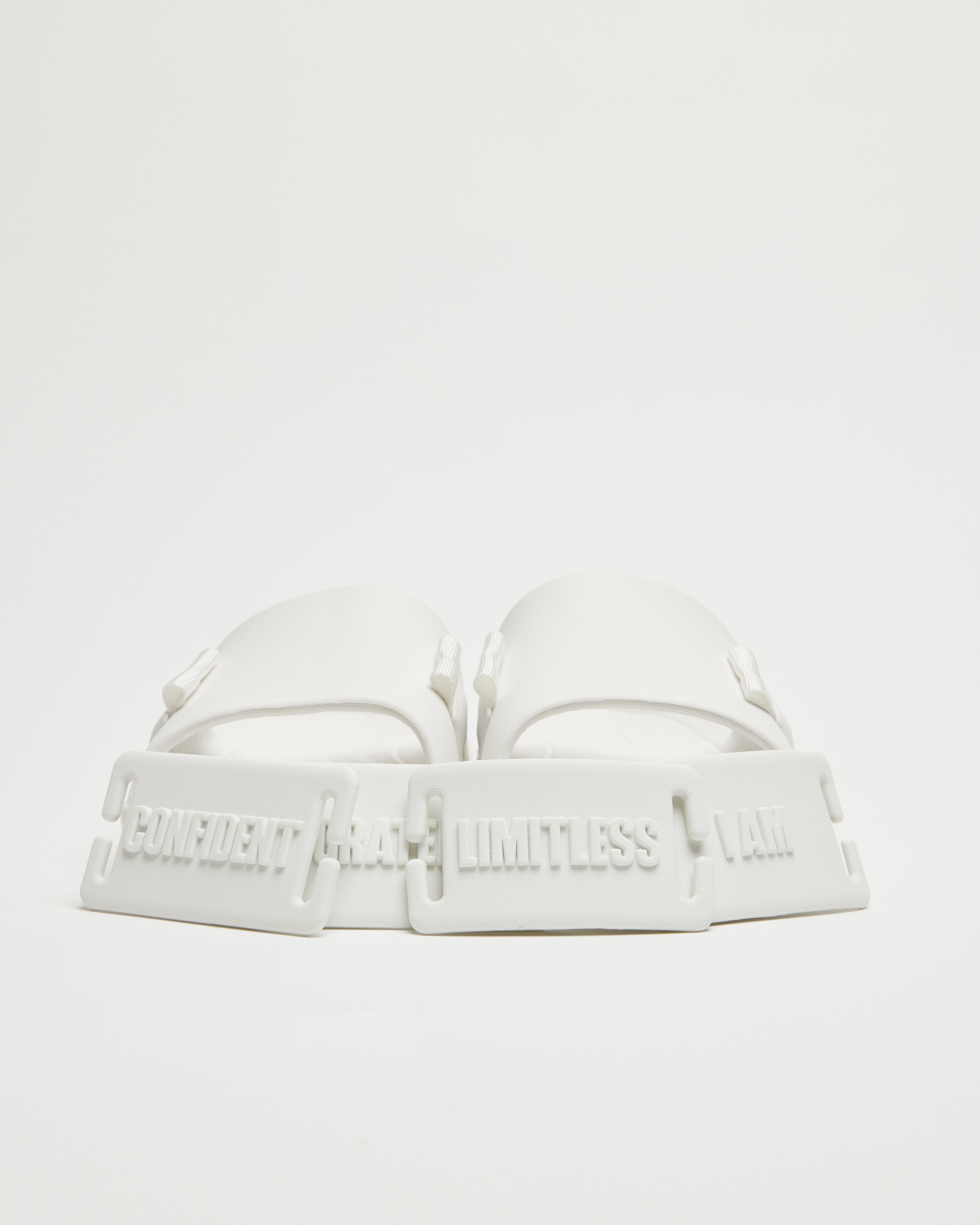 LIMITLESS SLIDES™ WITH ESSENTIAL TIBAH™ QUAD - ABOVE THE BARRE DANCE COMPANY EDITION